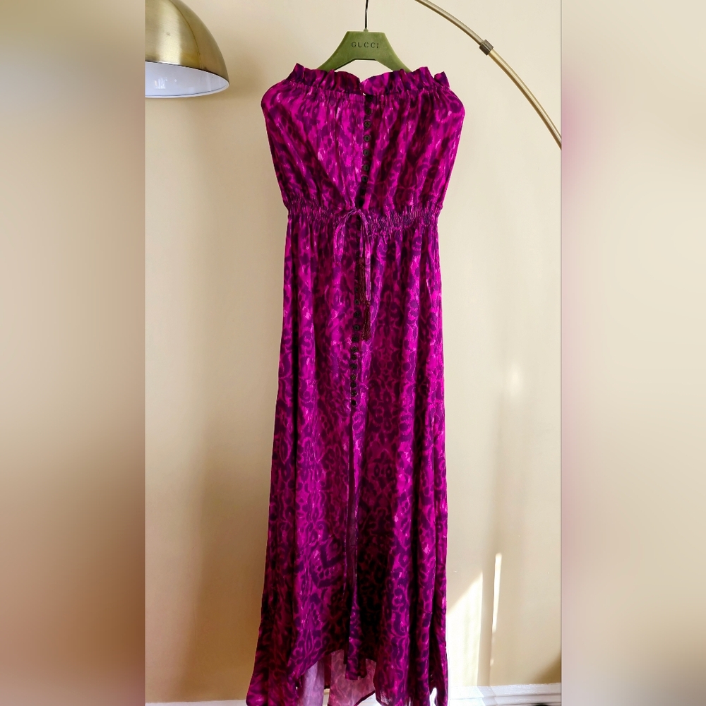 NWT Size: O/S Tiare Hawaii Women's Strapless Dress in Vibrant Pink